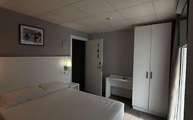 Hostal B And B Benidorm